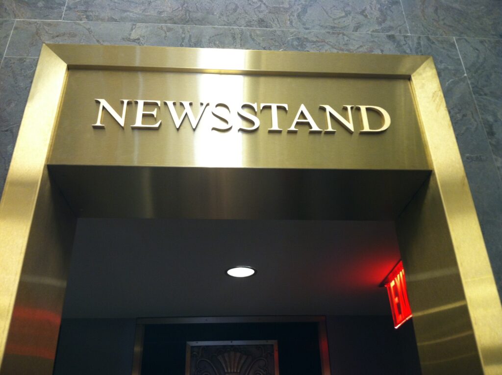 Coco bronzed newsstand